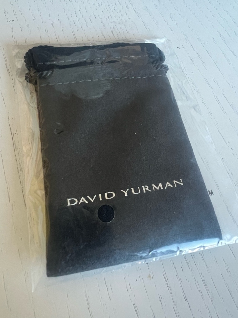 ✅ AUTH David Yurman BLACK DIAMOND Sterling Silver & white gold earrings w/bag - Picture 7 of 7